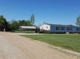 29014 Country Club Rd, Courtland, VA 23837