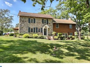 170 Red Corner Rd, Douglassville, PA 19518