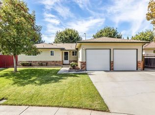807 Jade Pl, Manteca, CA 95336