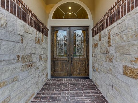 3rd image of 2143 Barton Woods Blvd