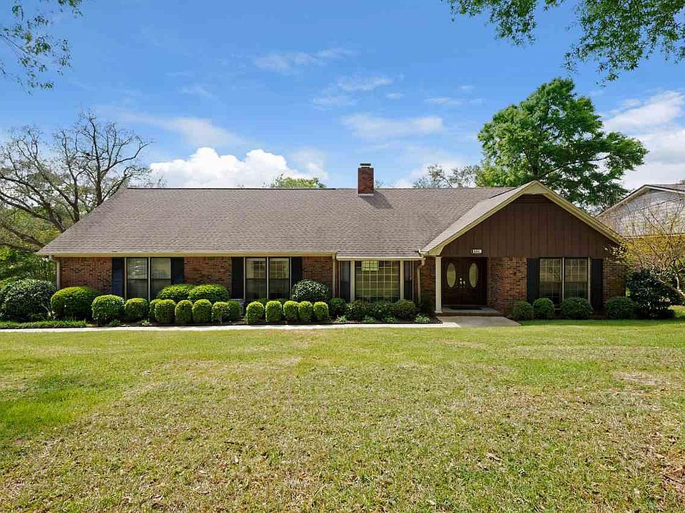 1st image of 8641 Meadowbrook Dr