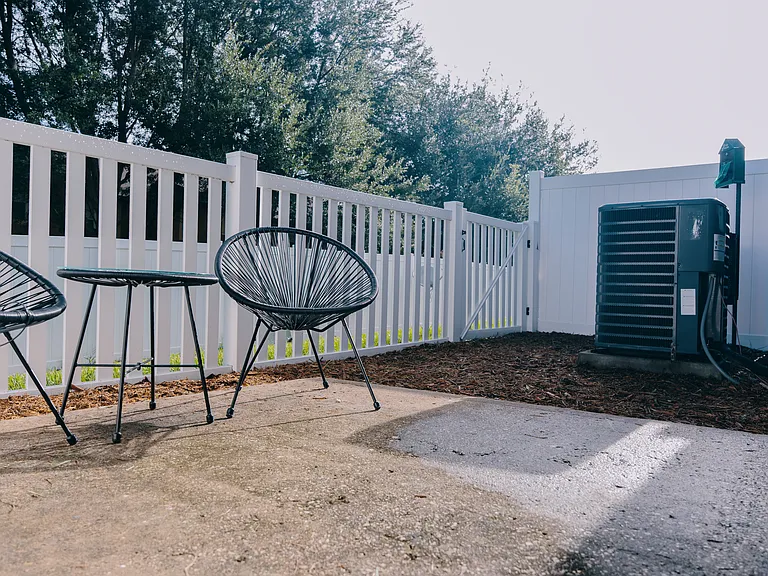 721 Caribbean Dr — Photo 16