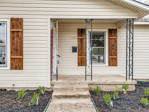4th image of 5029 Lyndon Dr