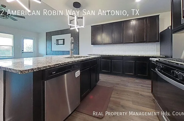 142 American Robin Way — Photo 2