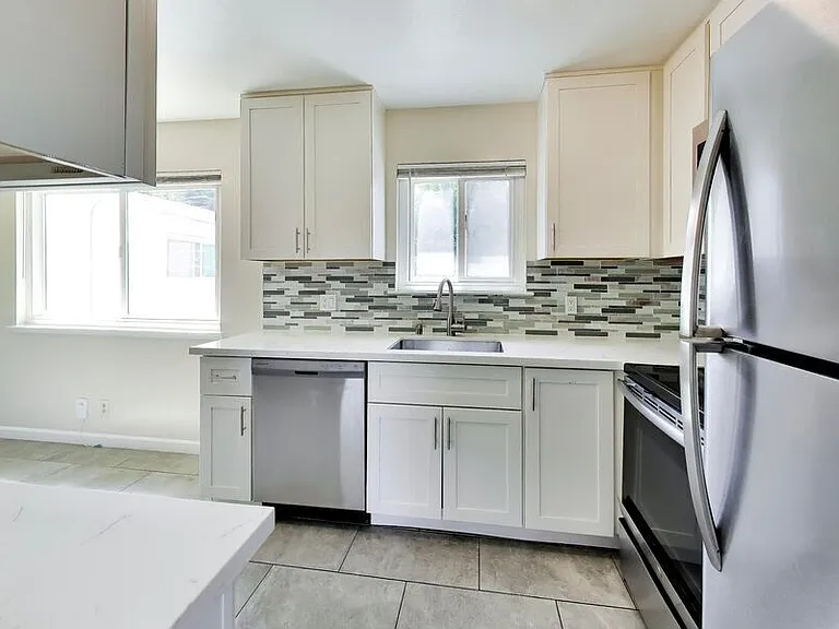 227 Madrone St #3 — Photo 2