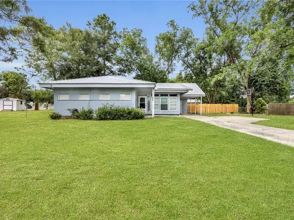 757 Old Screven Rd, Jesup, GA 31545