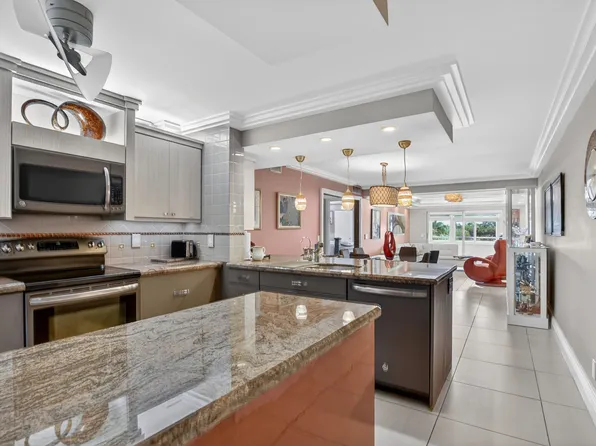 3080 Yarmouth D, Boca Raton, FL 33434