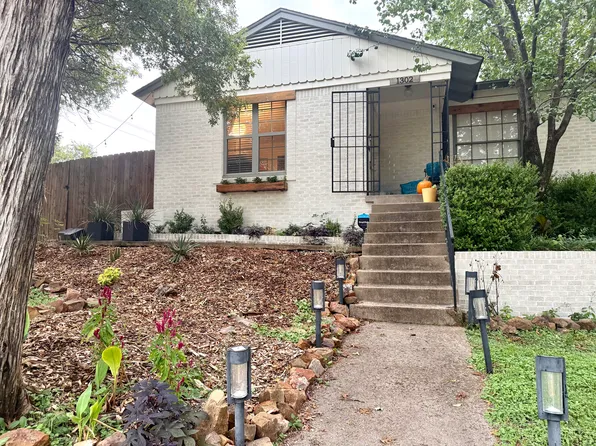 1302 Michigan Ave, Dallas, TX 75216