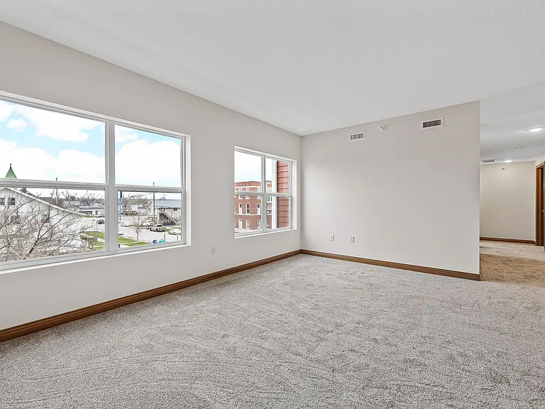 515 2nd Ave SW — Photo 12