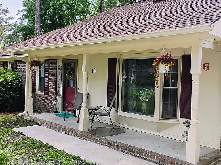 16 Bayberry Cir — Photo 25