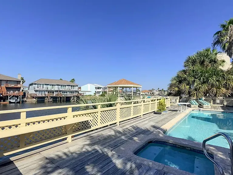 15421 Seamount Cay Ct #104 — Photo 34