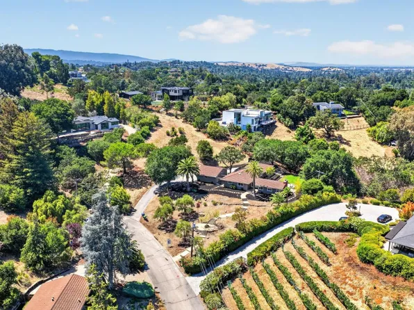 12800 Dianne Dr, Los Altos Hills, CA 94022