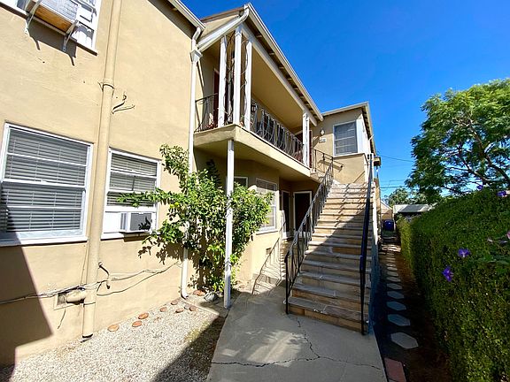 3rd image of 626 1/2 N Spaulding Ave #5749063
