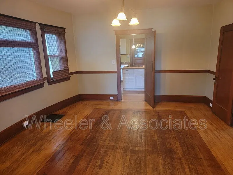 2 bed, 2.0 bath, 2506 sqft, $1,445 — Photo 4
