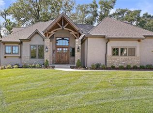 3910 W 102nd Ter, Overland Park, KS 66206