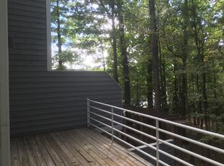 11102 Lakespray Way, Reston, VA 20191