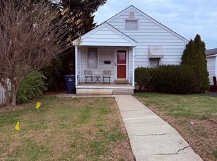 719 W Wyomissing Blvd, West Lawn, PA 19609