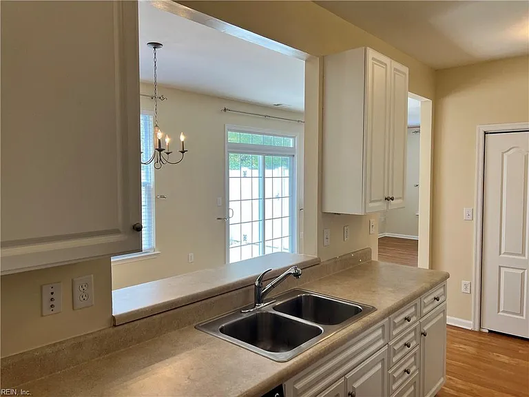 1188 Grace Hill Dr — Photo 12