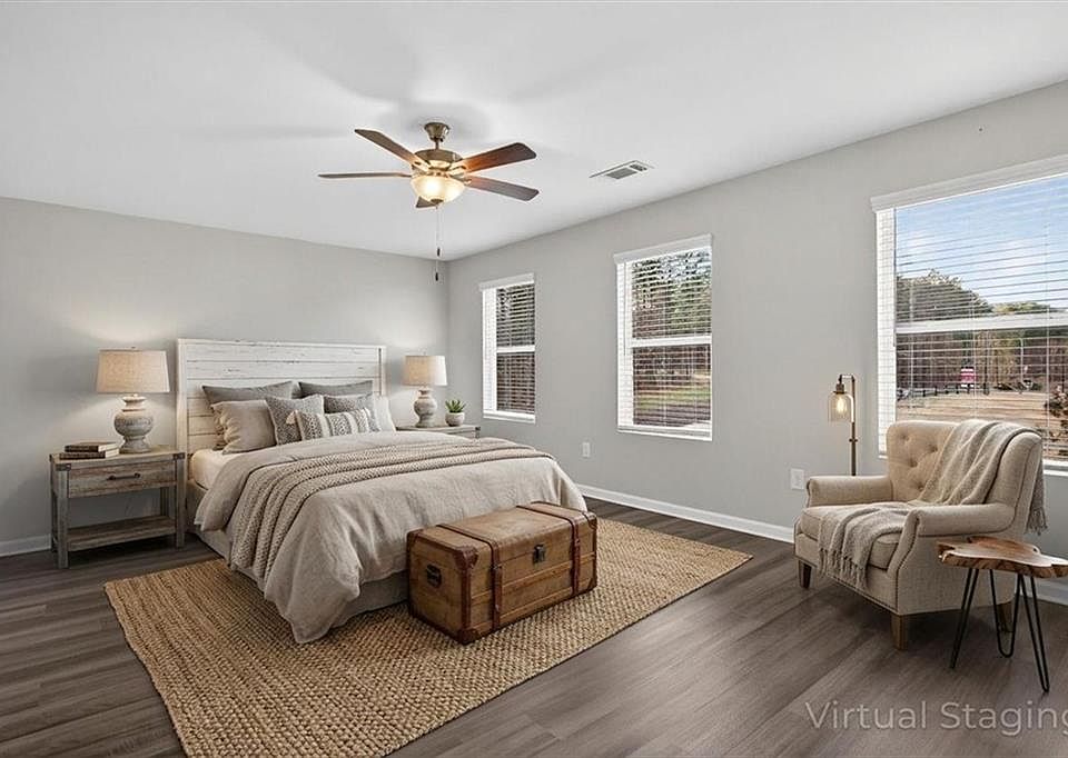 1st image of 142 Brexley Dr