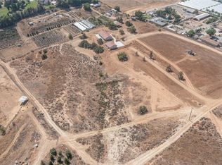 17850 Palm Rd, Riverside, CA 92503
