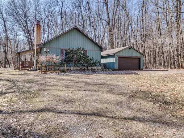 5798 Lyman Dr, Battle Creek, MI 49014