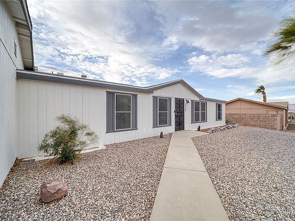 5th image of 2588 E Vicki Avenue