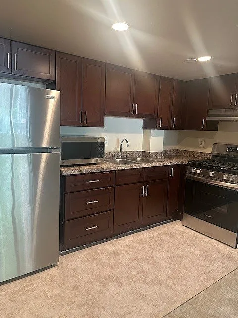 Floor plan One Bedroom 24-1H