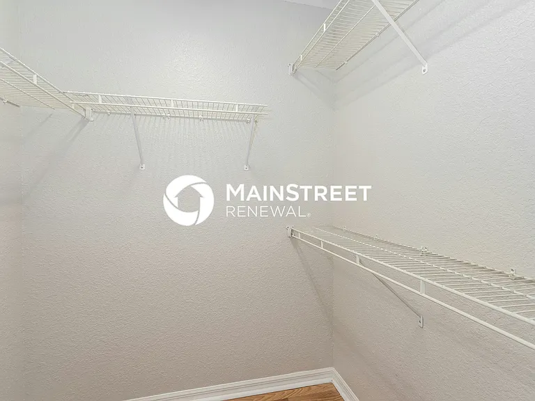 Walk In Closet