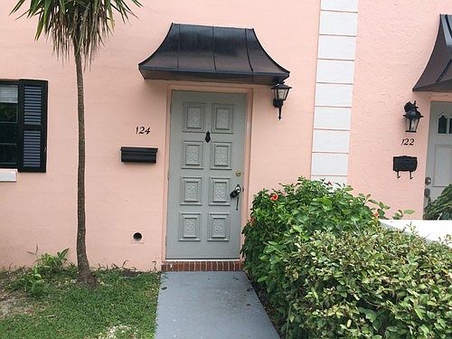 1st image of 124 Mitchell Pl