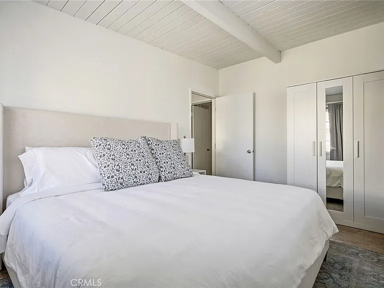 121 Rosecrans Ave #C — Photo 11