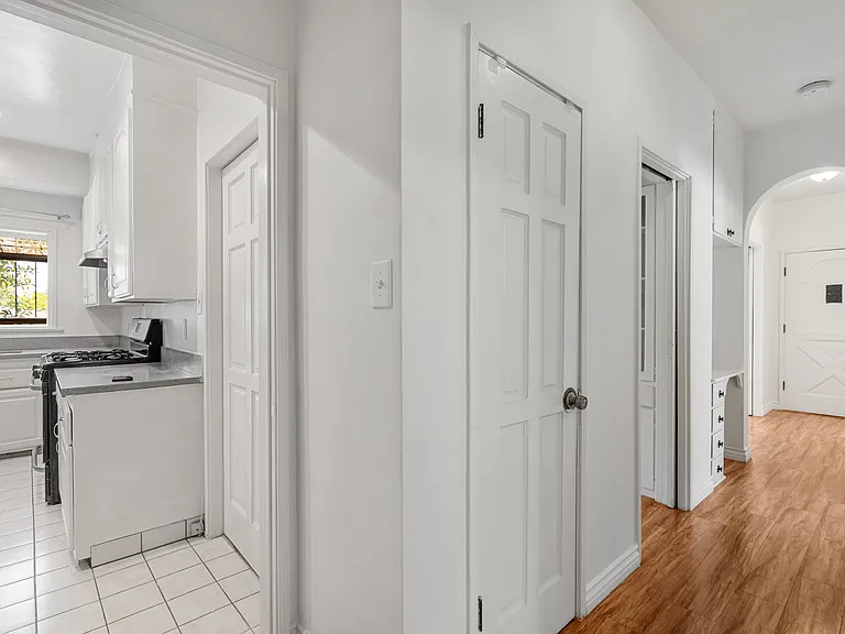 3226 Griffith Park Blvd #1 — Photo 23
