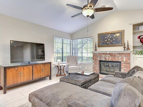 5th image of 1600 Woodhill Dr