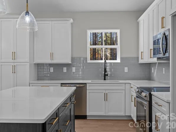 2287 Lee Lawing Rd, Lincolnton, NC 28092