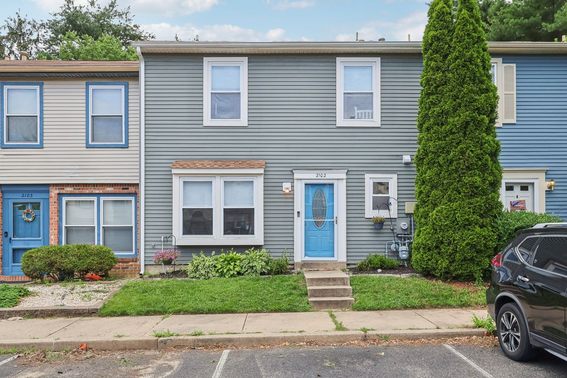 Elberta Ln-S0807-001.jpg