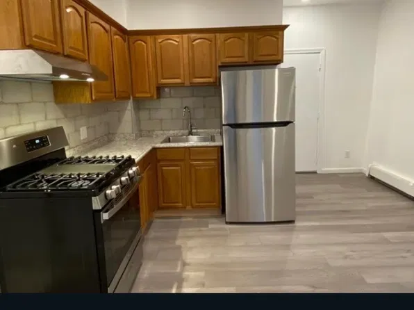 90 W 20th St, Bayonne, NJ