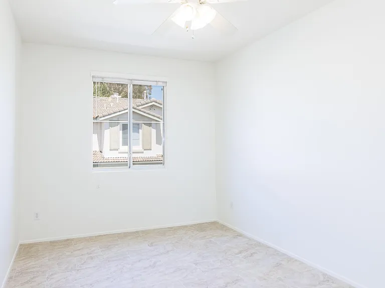 Guest Bedroom #1 -same size as Guest Bedroom #2