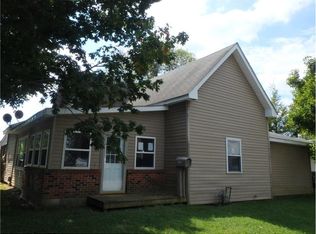 303 W Green St, Lebanon, IN 46052