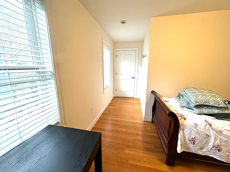473 Concord Ave — Photo 5
