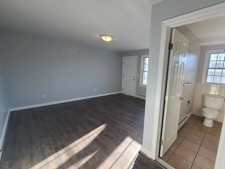 127 Railroad St #133 — Photo 15