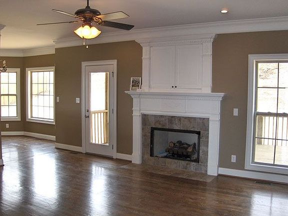 Enjoy entertaining friends and family in this spacious Great Room