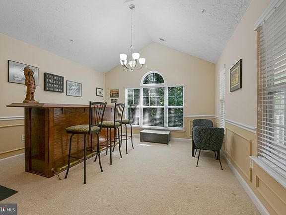 5th image of 613 Admiral Dr Unit 307