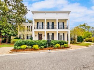 4 Savannah Ct, Mobile, AL 36608