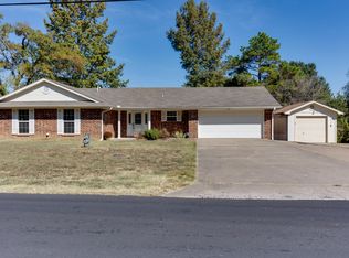 1102 Rena Rd, Van Buren, AR 72956