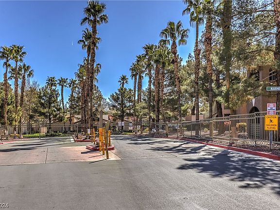 3rd image of 2120 Sealion Dr Unit 101
