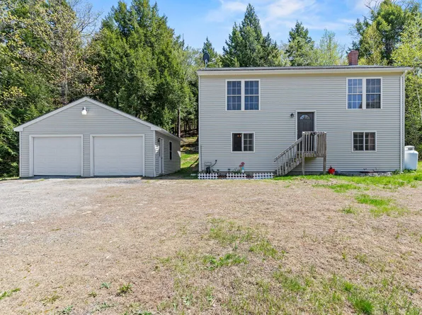 45 Terry Circle, Sabattus, ME 04280