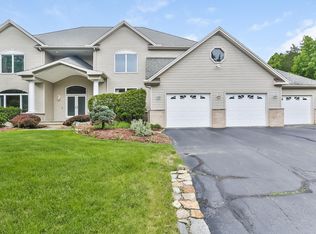 20 Landons Way, Guilford, CT 06437