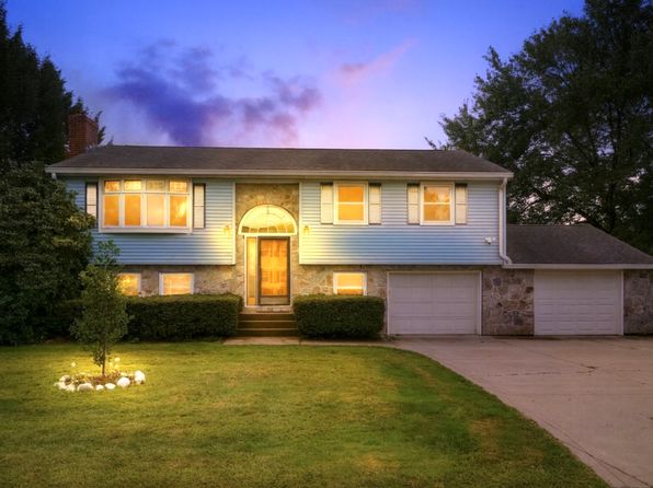 79 Karen Lynn Cir