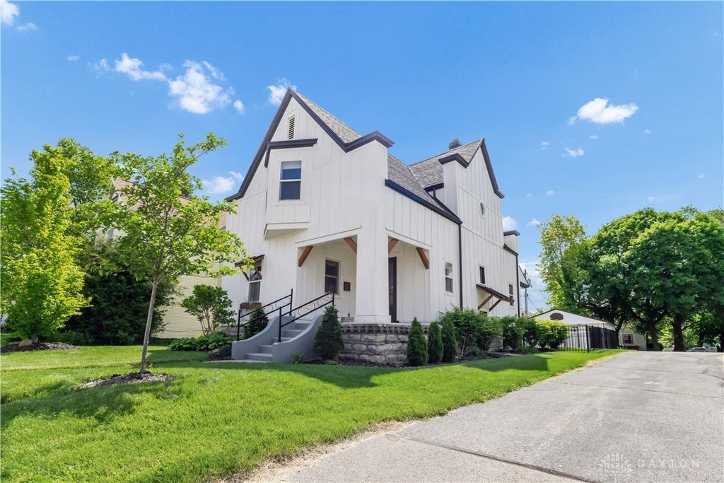Real estate listing image
