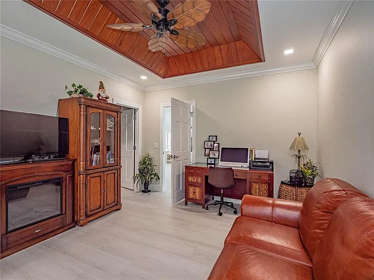 195 Spinnaker Dr — Photo 22