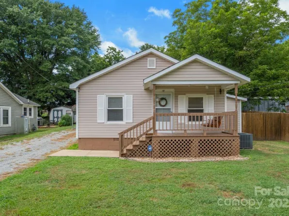 107 Apricot St, Belmont, NC 28012